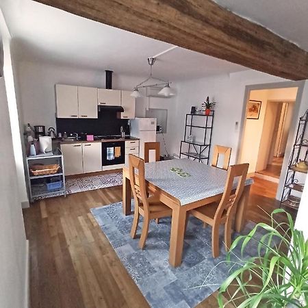Bel appartement indépendant centre de Magny-Cours avec parking Esterno foto