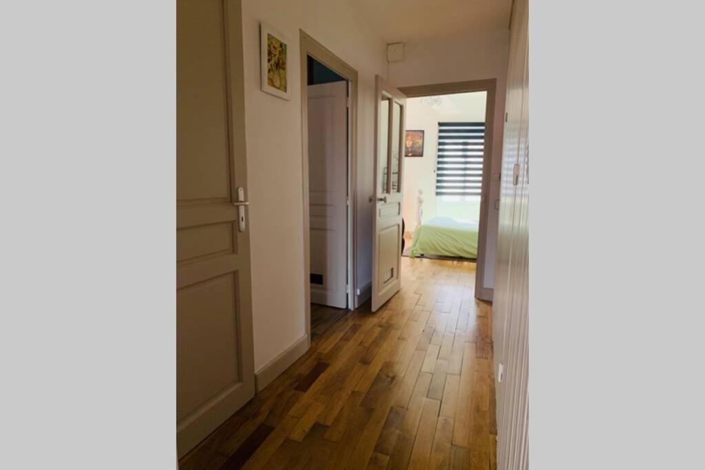 Bel appartement indépendant centre de Magny-Cours avec parking Esterno foto